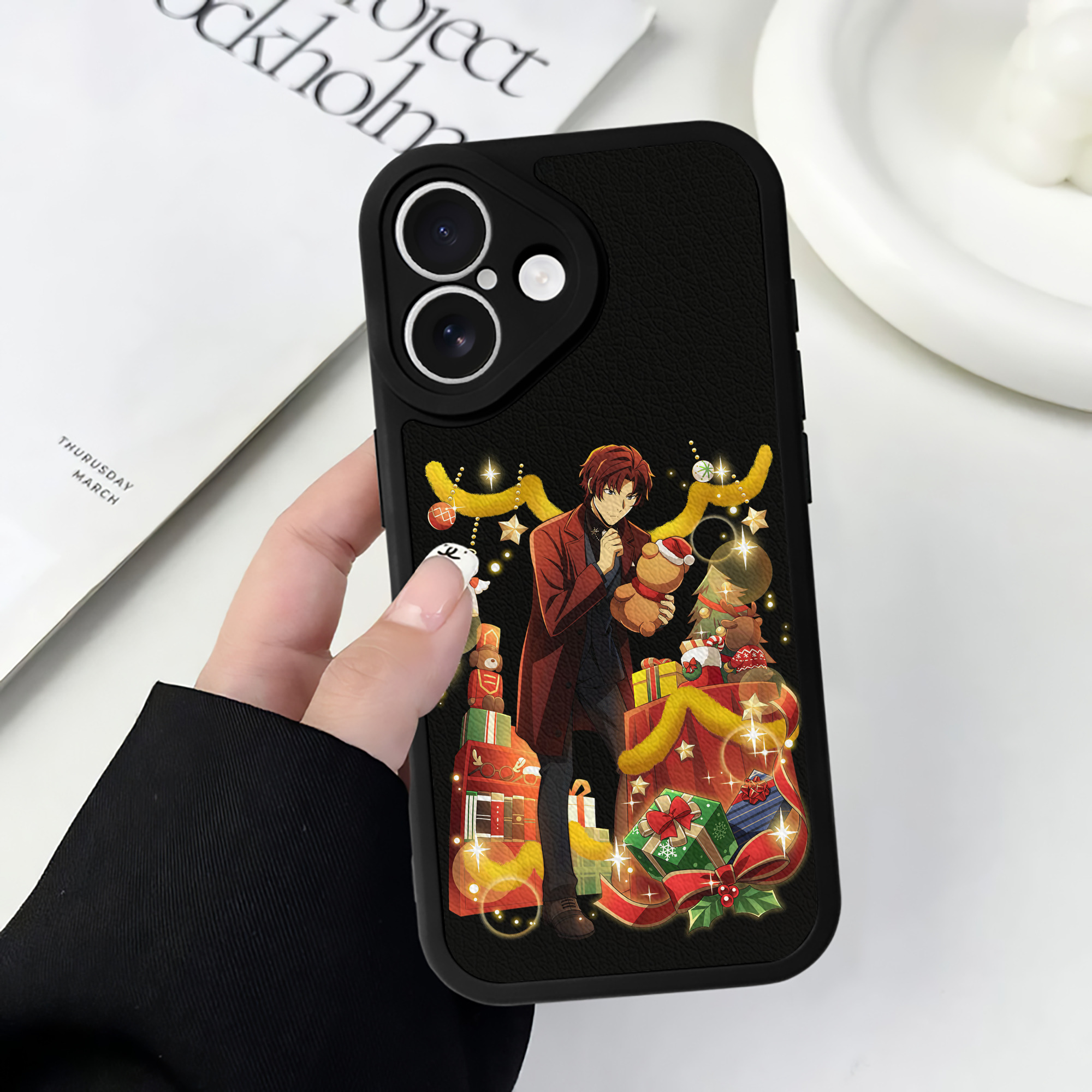 （画像用） 文豪ストレイドッグス Bungo Stray Dogs 【iPhone 16シリーズ対応】シリコンスマホケース（レザー調） 材質：シリコン